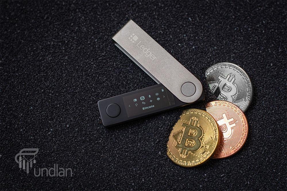 Is ledger a noncustodial wallet